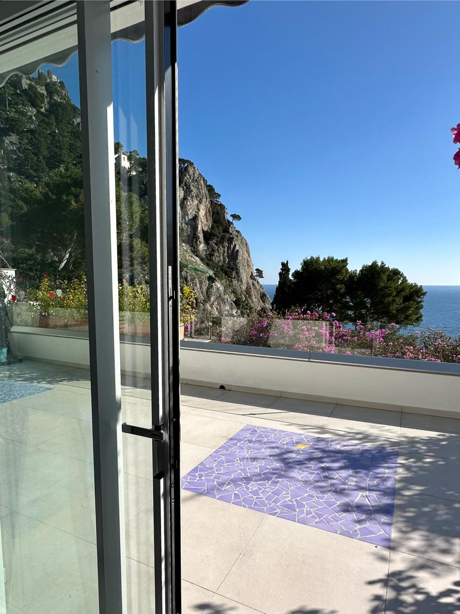 Allegra Villa *